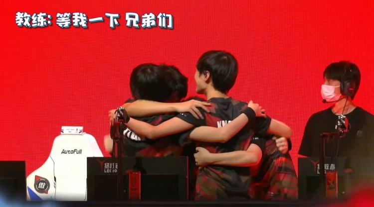 一度让他被 一度让他被