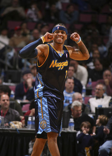 关键赛季陷 关键赛季陷