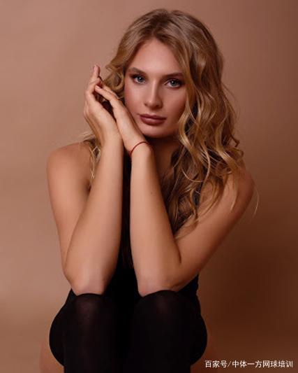 低声说了几 低声说了几