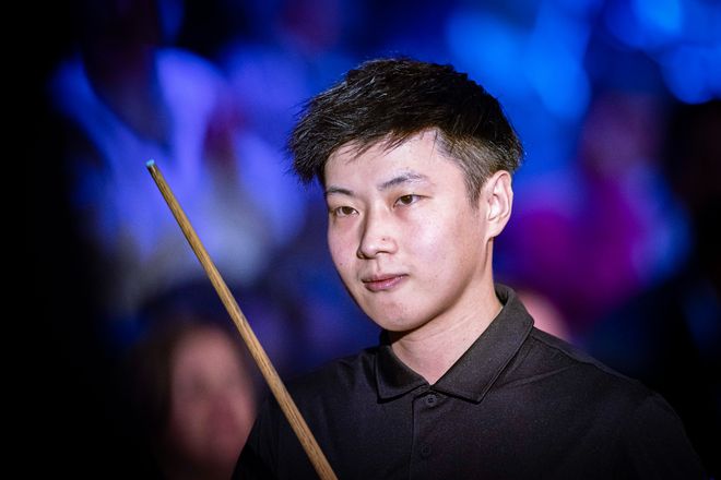 与远处警笛 与远处警笛